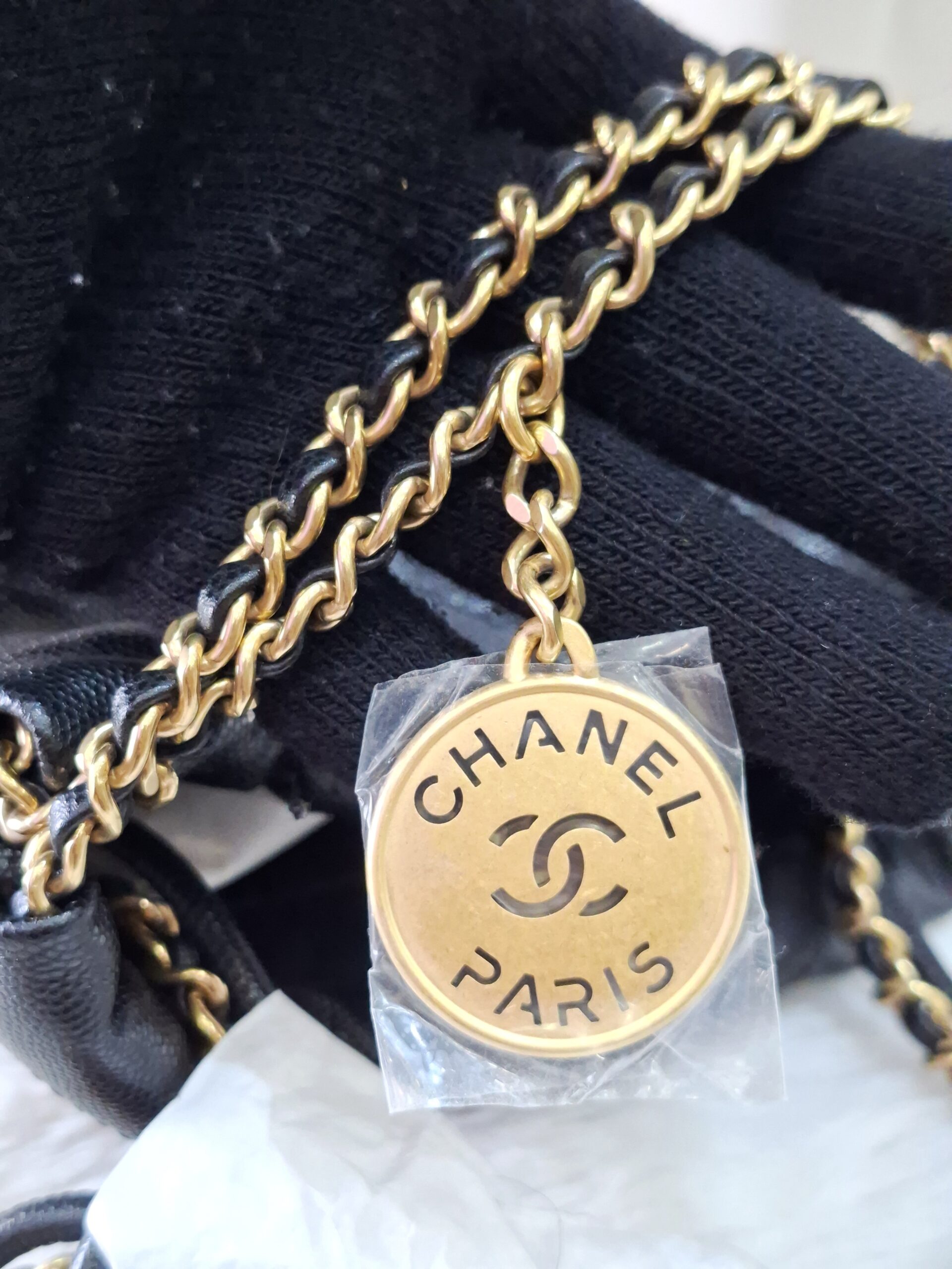 Chanel 22 Mini Black Quilted Caviar Leather Chanel 22 Mini Black Quilted Caviar Leather