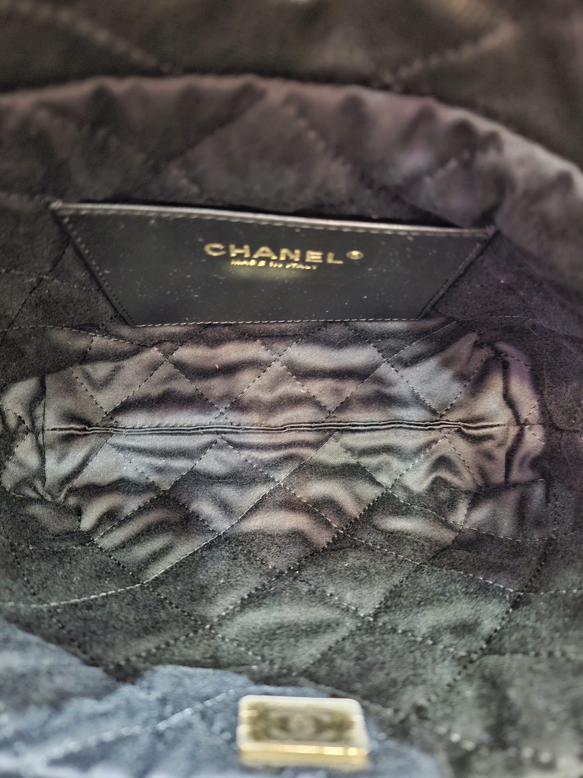 Chanel 22 Mini Black Quilted Caviar Leather Chanel 22 Mini Black Quilted Caviar Leather