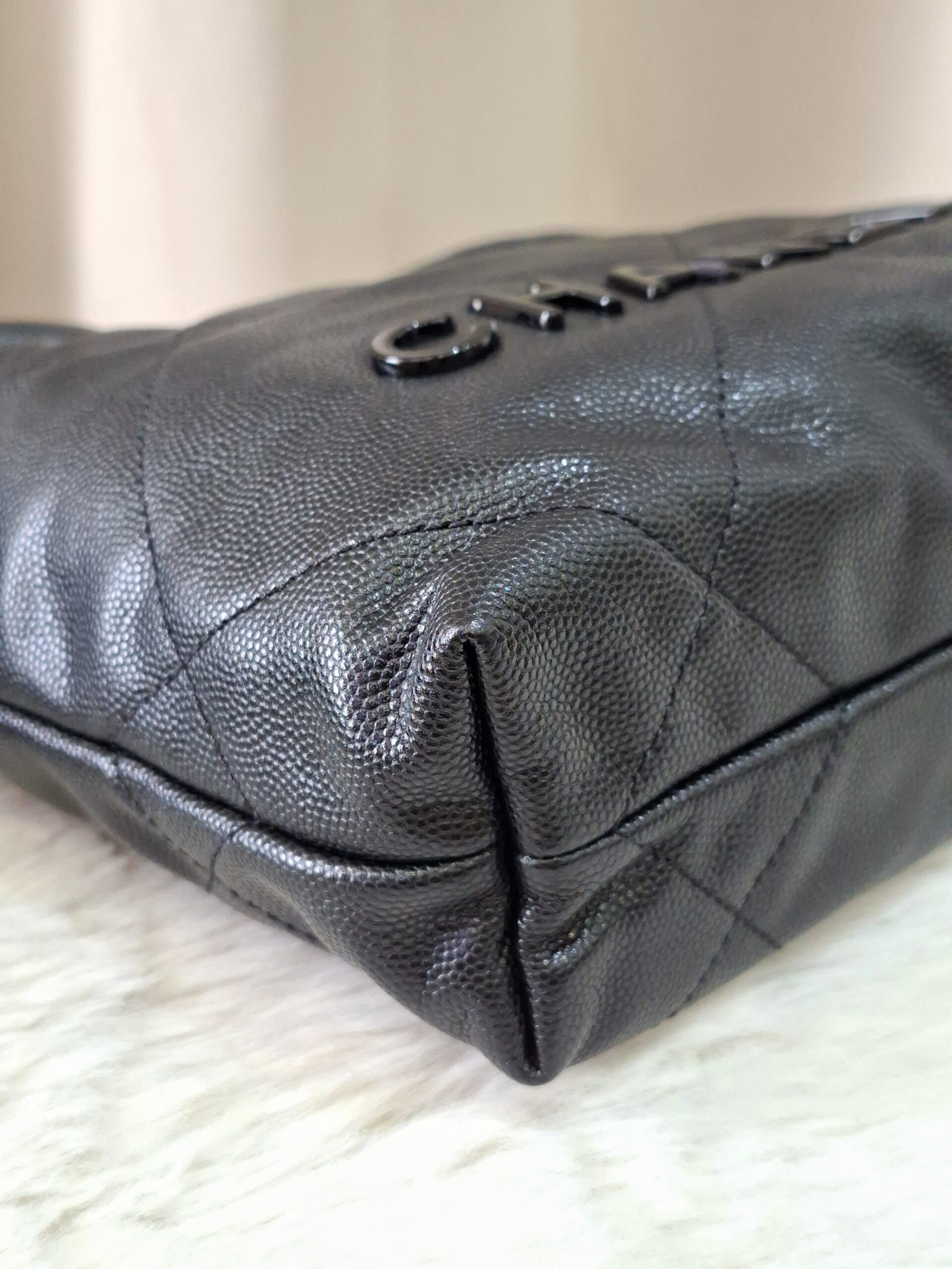 Chanel 22 Mini Black Quilted Caviar Leather Chanel 22 Mini Black Quilted Caviar Leather