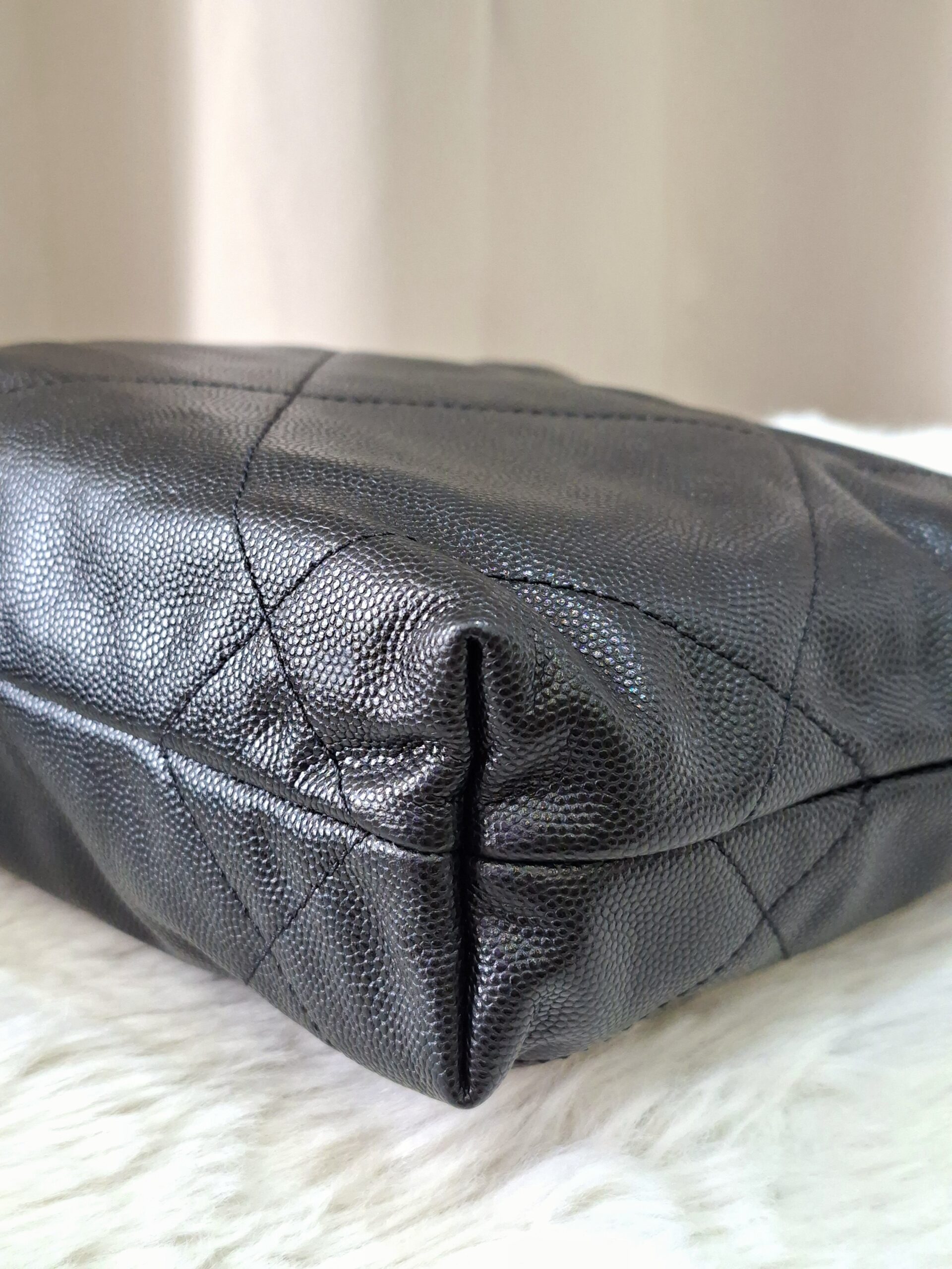 Chanel 22 Mini Black Quilted Caviar Leather Chanel 22 Mini Black Quilted Caviar Leather