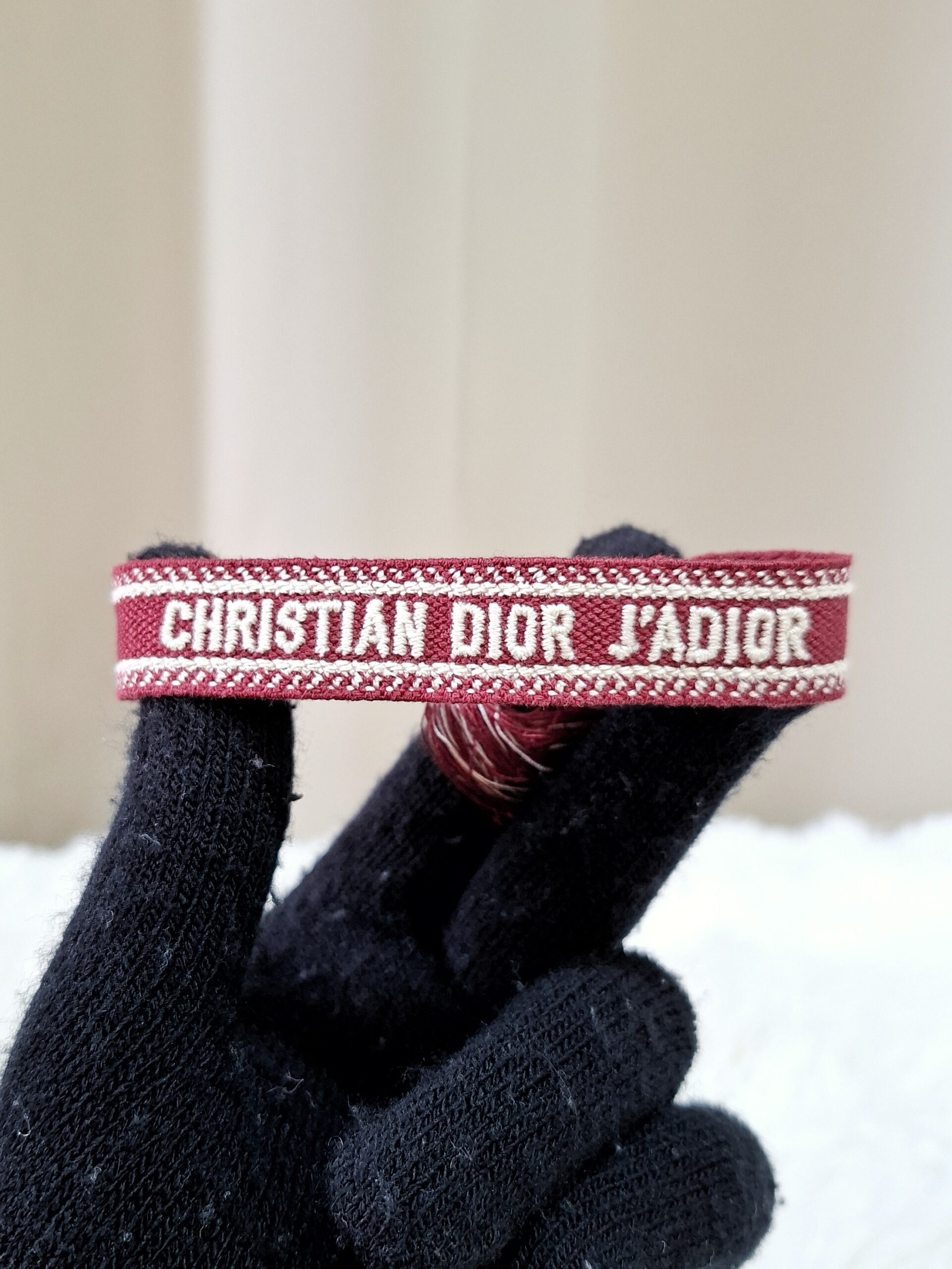 Christian Dior J'Adior Woven Cotton Friendship Bracelet Red Christian Dior J'Adior Woven Cotton Friendship Bracelet Red