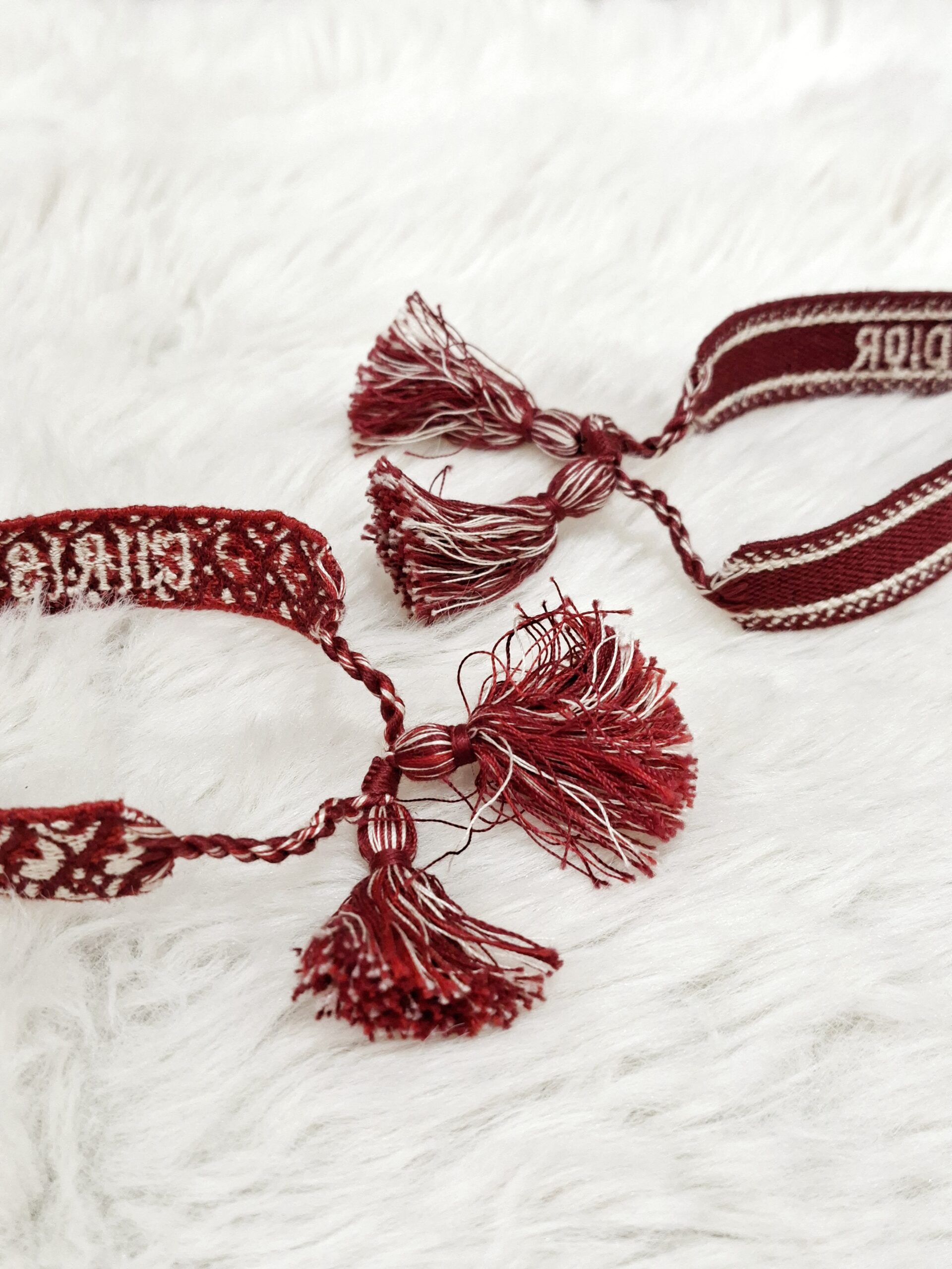 Christian Dior J'Adior Woven Cotton Friendship Bracelet Red Christian Dior J'Adior Woven Cotton Friendship Bracelet Red
