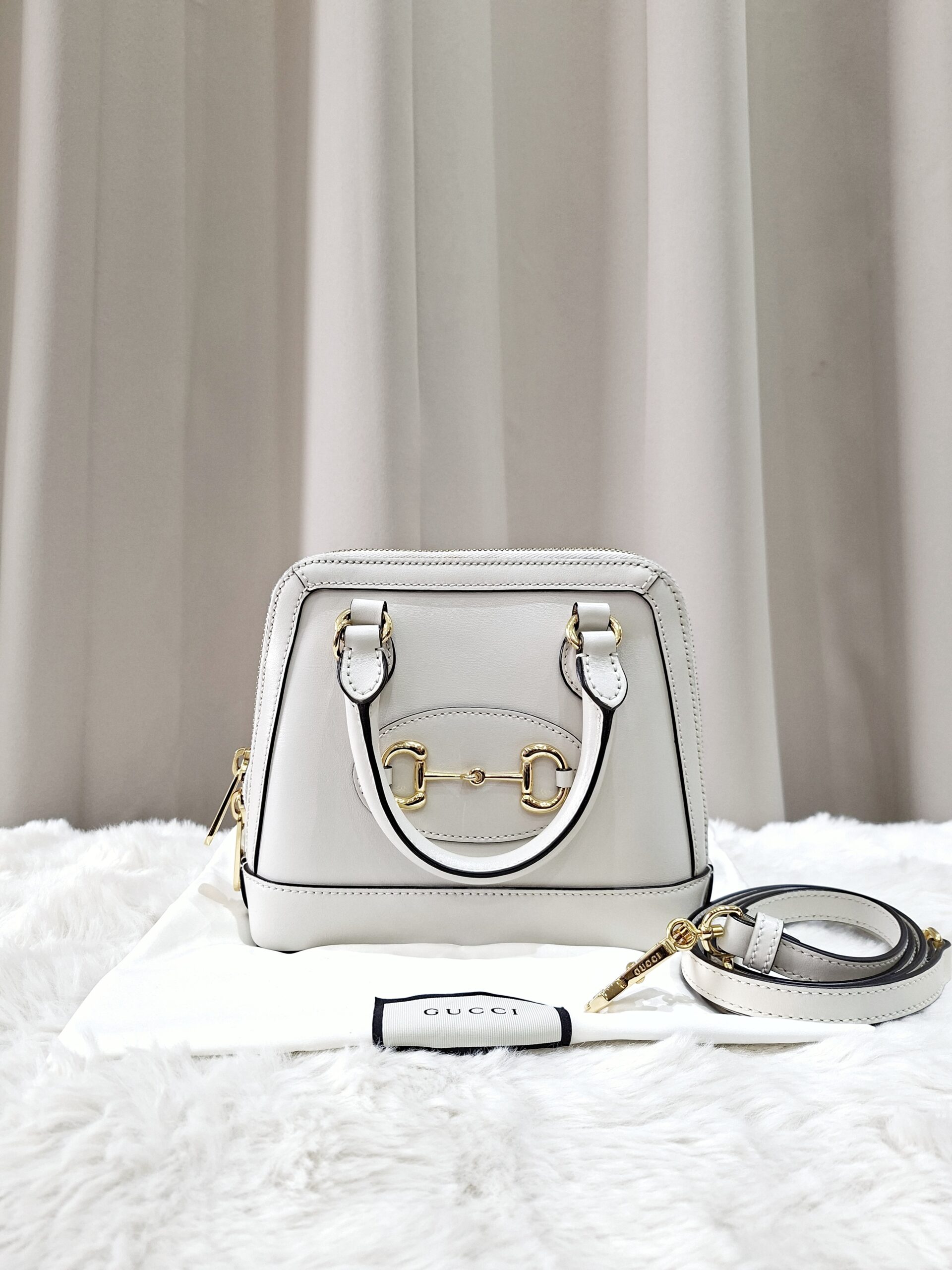 gucci 1955 top handle white ghw 640716467891 with longstrap, 2 dustbag in excellent condition 9/10 gucci 1955 top handle white ghw 640716467891 with longstrap, 2 dustbag in excellent condition 9/10