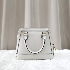 gucci 1955 top handle white ghw 640716467891 with longstrap, 2 dustbag in excellent condition 9/10