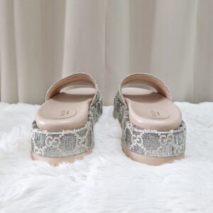 gucci angelina gg lamé platform slides silver/beige